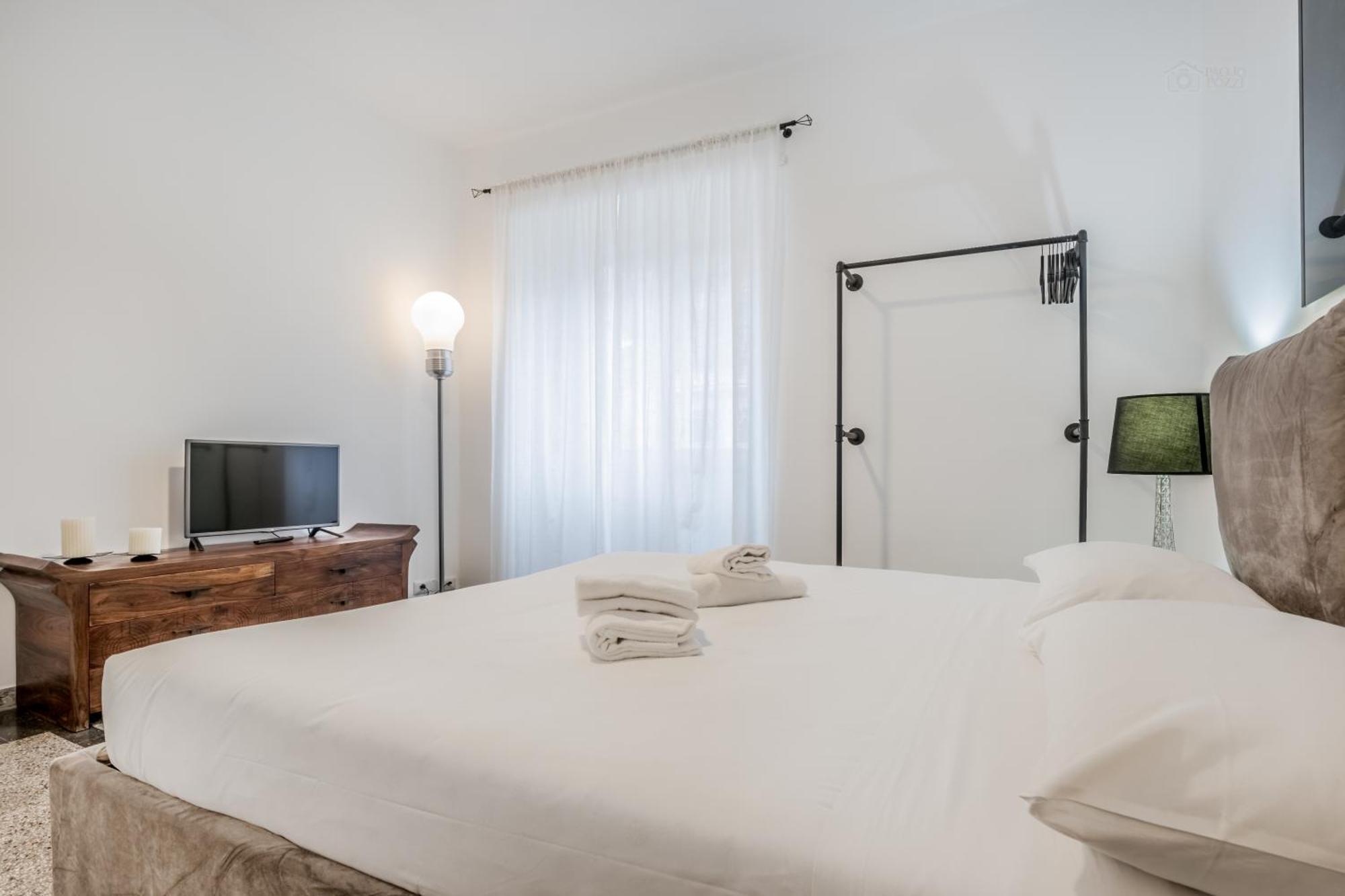 Piazza Vescovio Spazioso Trilocale 罗马 外观 照片