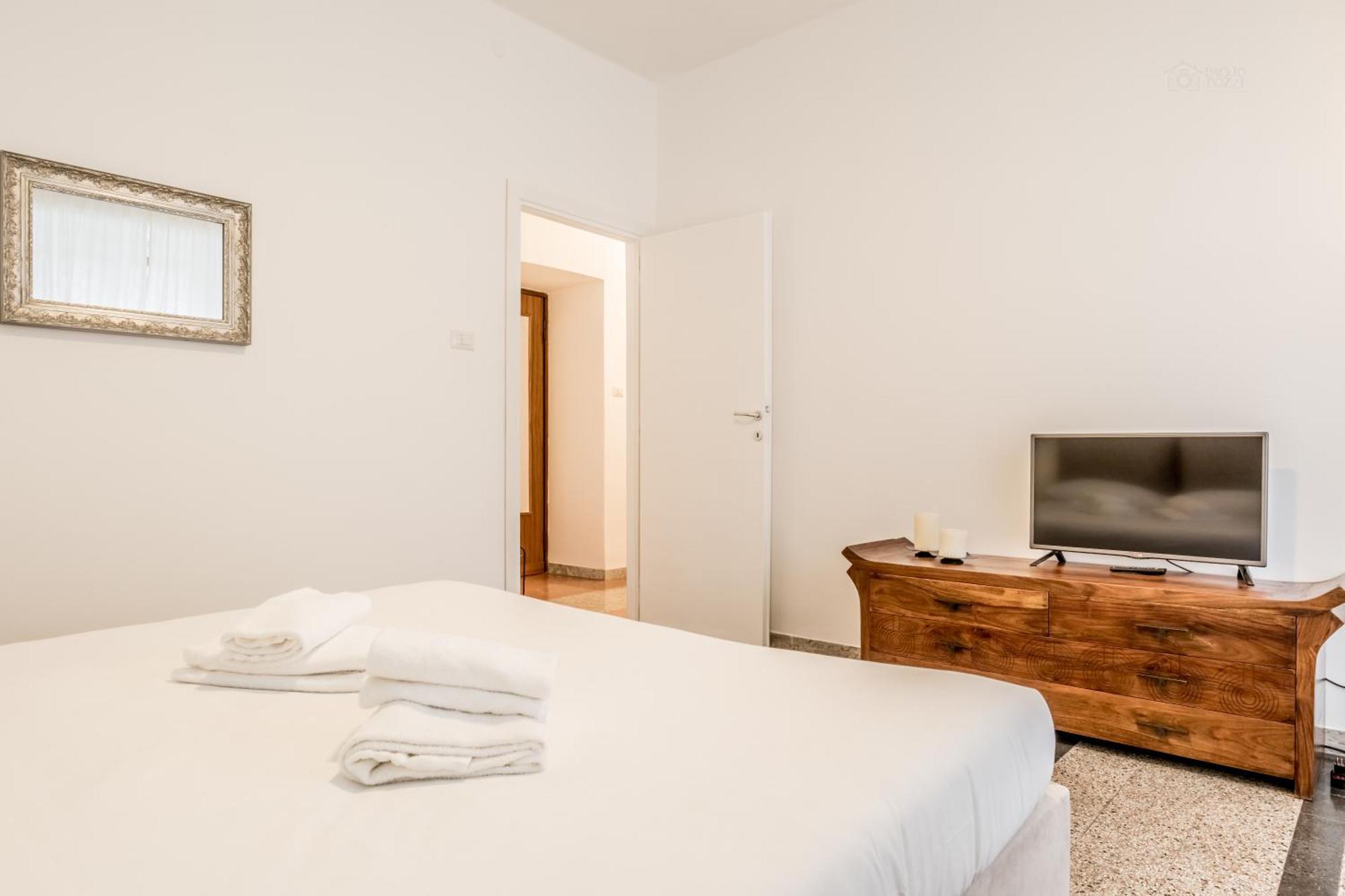 Piazza Vescovio Spazioso Trilocale 罗马 外观 照片