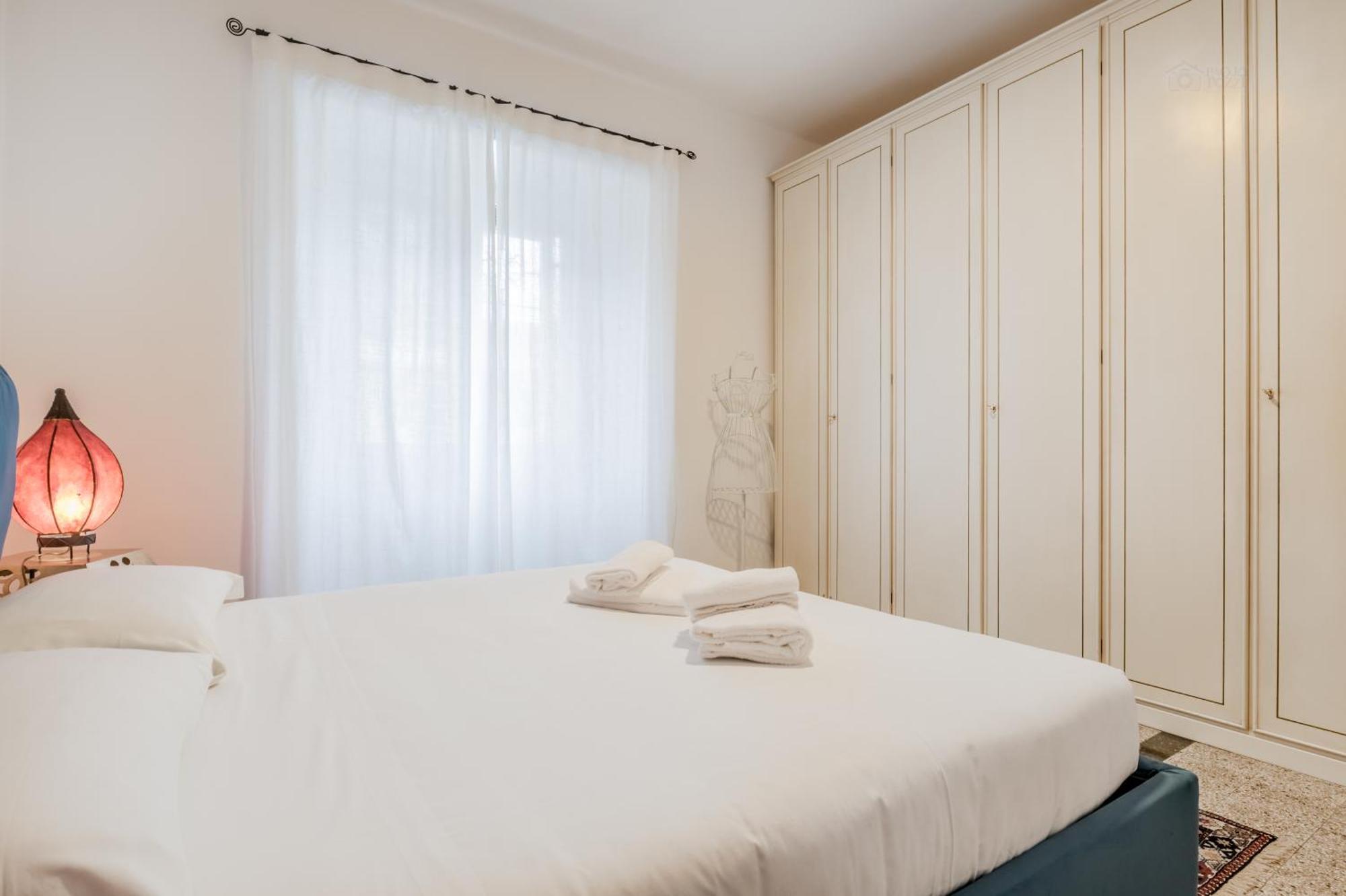 Piazza Vescovio Spazioso Trilocale 罗马 外观 照片